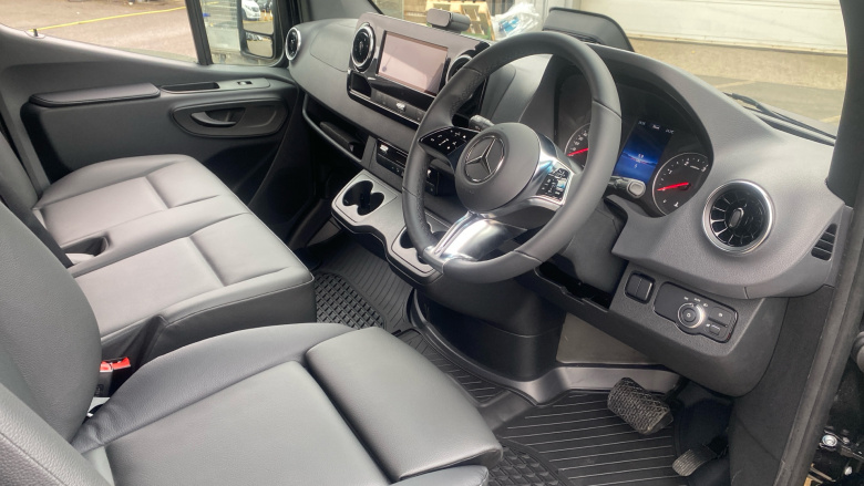Mercedes-Benz Sprinter 317Cdi L2 Diesel Rwd 3.5t H2 Select Van 9G-Tronic